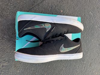 Nike SB with Camo Swoosh!