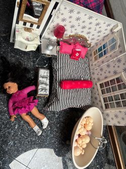 AMERICA GIRL HOTEL DOLLS FURNITURE