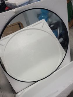 New big mirror 36" color Black/Nuevo espejo grande de 36 pulgadas, color negro.