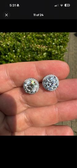 VVS Moissanite Halo Stud Earrings 925 Silver