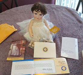 RARE HTF Baby Elizabeth Taylor Porcelain Portrait Doll Franklin Mint