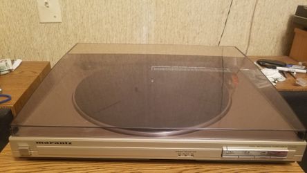 Marantz TT440 Vintage Turntable Vinyl Record Player