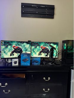 Full Gaming/Streaming Setup — Ryzen 5 5600X / RX 7600 / Dual Monitors / Elgato Bundle