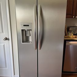 Kenmore Elite Side by Side Refrigerator