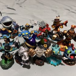 skylanders and disney infinity READ DESCRIPTION 