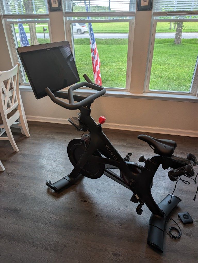 Peloton Bike+