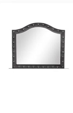 Gray mirror