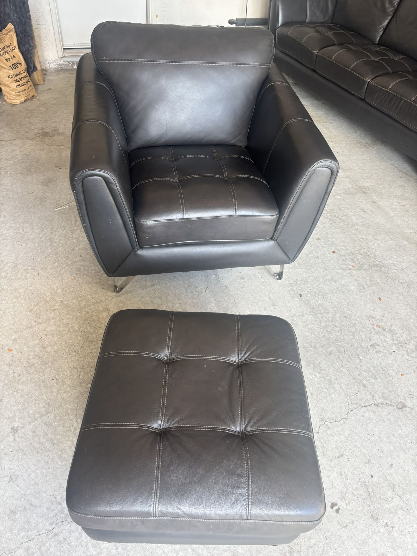 Single Black Leather Couch With Ottoman 