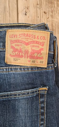 Men's Levis 40 × 32