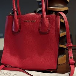 Michael Kors Leather Purse W/Dust Bag