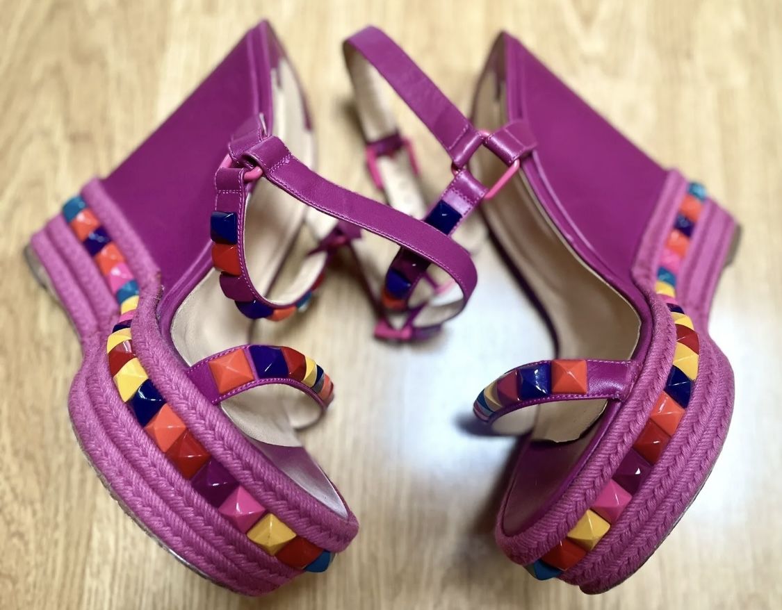 AUTHENTIC Christian Louboutin Pink Studded Espadrille Wedge Sandal