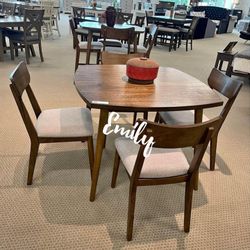 5-Pc Dining Table Set 