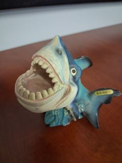 VINTAGE GREAT WHITE JAWS COLLECTABLE