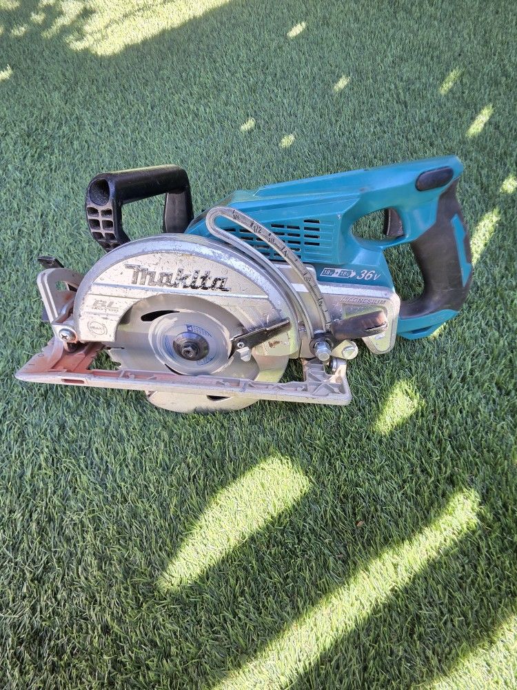 Makita Battery Saw
