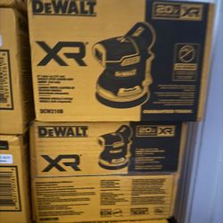 New DEWALT DCW210B 20V MAX XR Li-Ion Brushless Cordless 5" Random Orbit Sander
