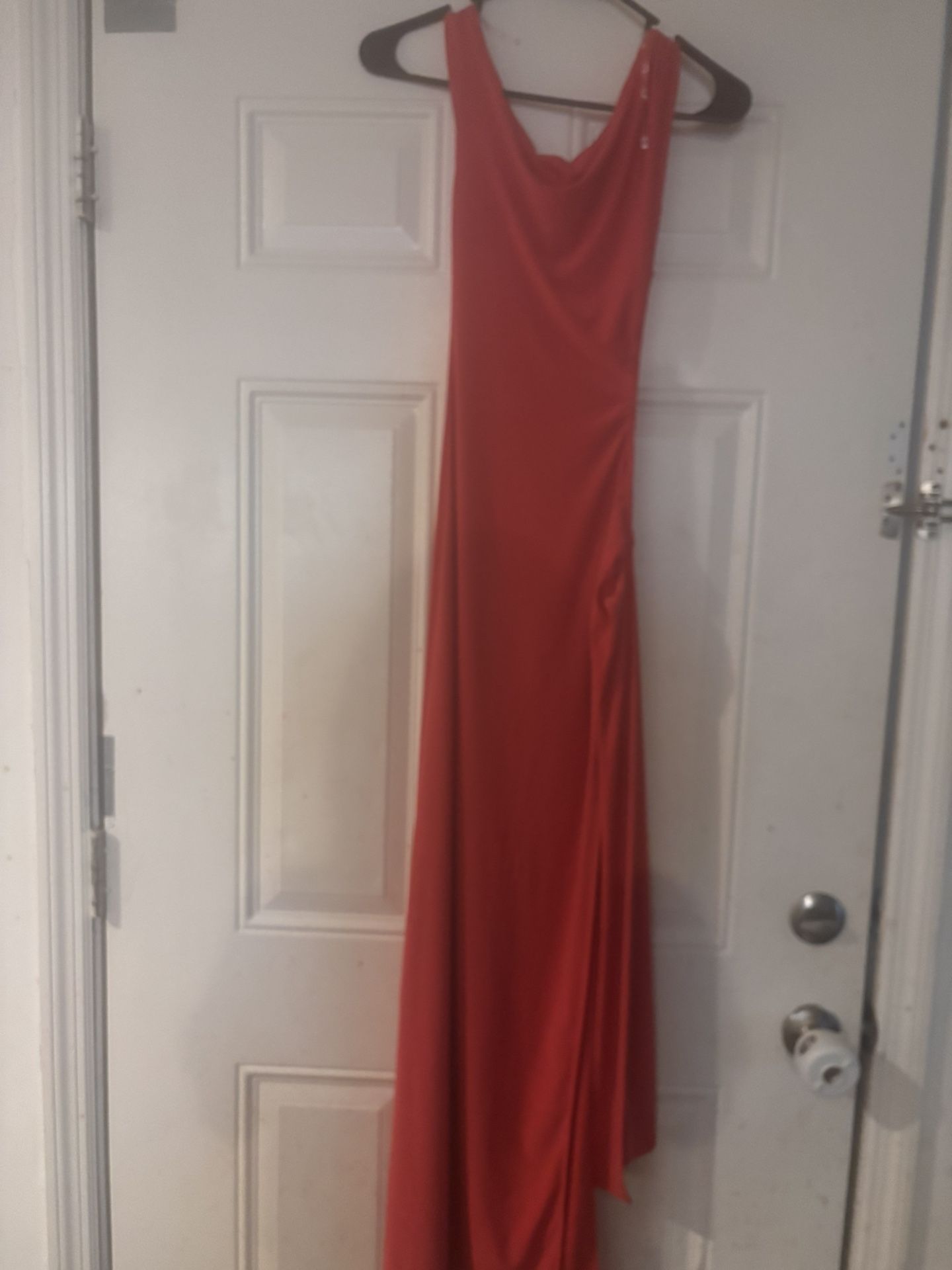 Dresses Must Go!!