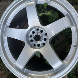18” Wheel (18x9.5)5x114.3