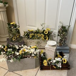 Springtime Floral Arrangement Centerpiece Set 