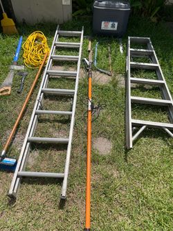 Construction tool or yard work combo lot.