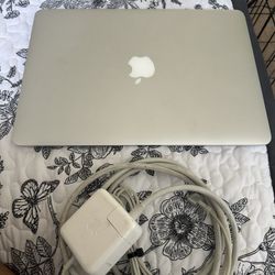 Apple MacBook Air 13in 250gb