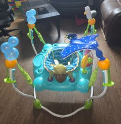 Bright stars Disney activity bouncer