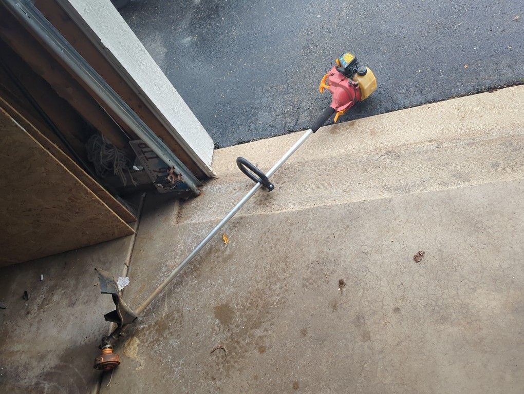 Homelite Gas Trimmer $20