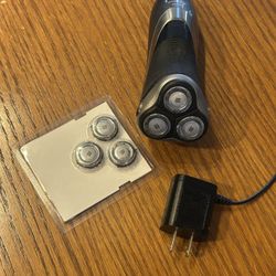 Norelco Phillips Aquatec Groomer Shaver Shower