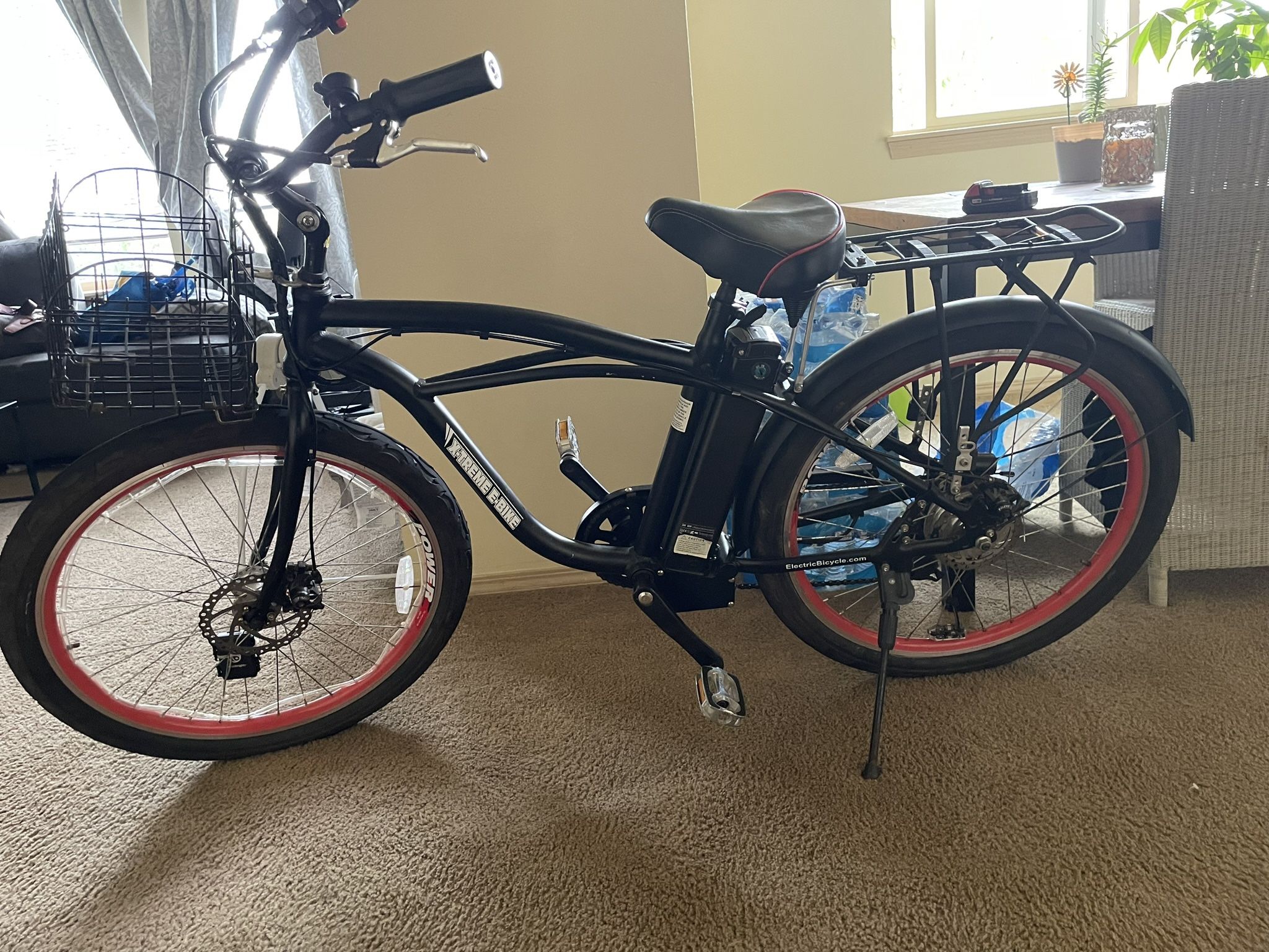 Extreme E -bike Newport Beach Cruiser 