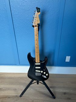 Fender Stratocaster Electric Guitar Black