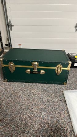 Green Chest