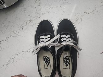 Vans, Black and White, Womens Size 6