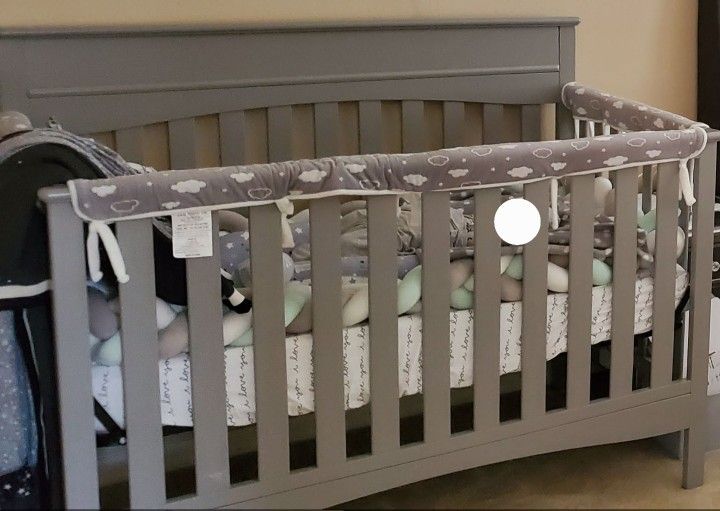 Delta grey Crib