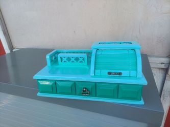 Jewelry box