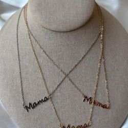 Mama Necklace