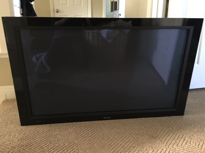 43" Pioneer Elite Pro 810HD Plasma TV with Swing Arm