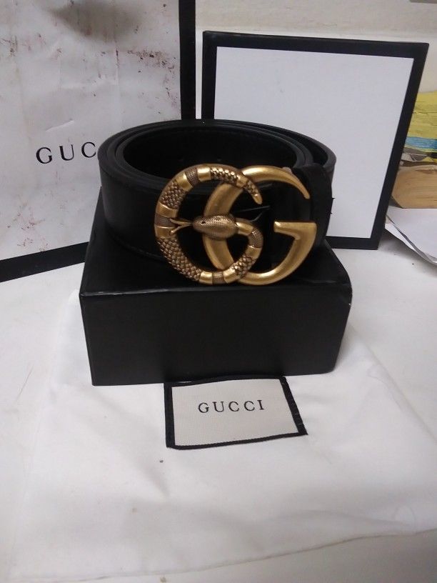 Gucci Snake Buckle Leather Belt