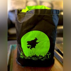 Witch Riding Broom Black Large Strong Halloween Treat Tote Reusable Sweet Candy Party Gift Bags EPC