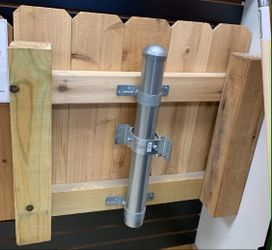 🔩 GALVANIZED METAL FENCE POSTS AVAILABLE! POSTES DE METAL PARA CERCAS
