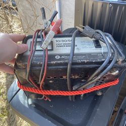 Car Battery Jump Starter