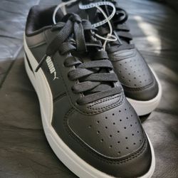 Free PUMA Sneakers  