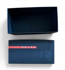 Prada blue and red sunglasses box #luxuryaccessories
