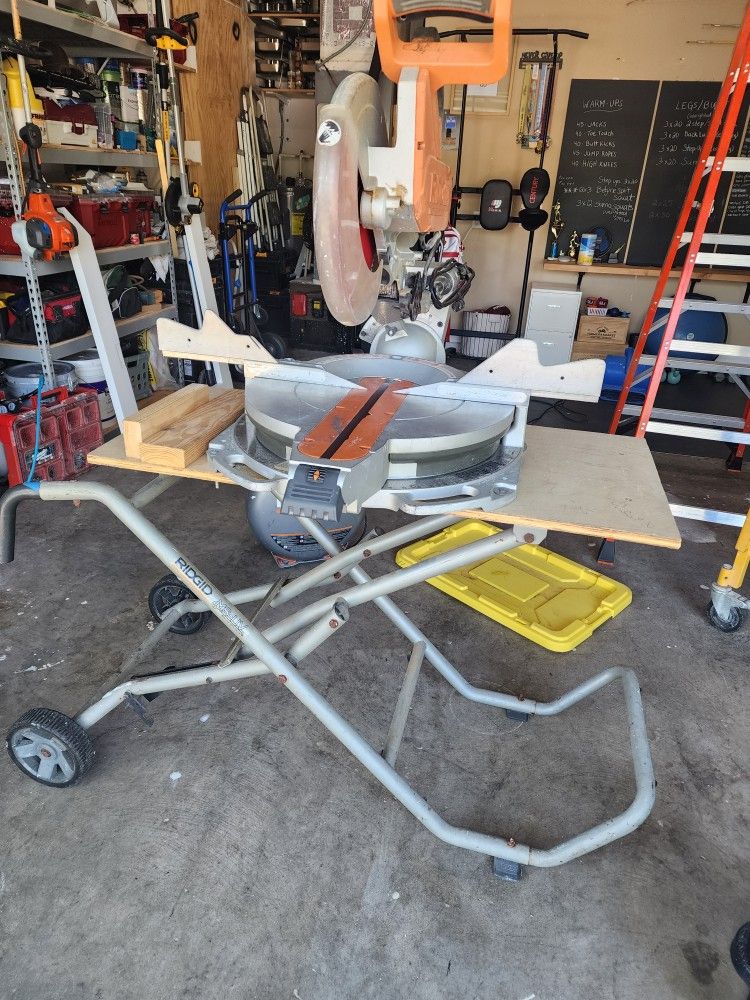 Ridgid 12" sliding miter saw