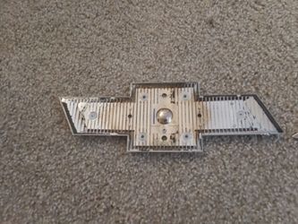 2007-2018 Chevy Silverado emblem