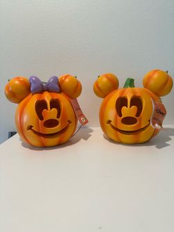 Disney Mickey and Minnie Pumpkin light up