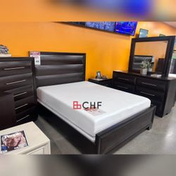 4 Pc Queen Or Eastern King Size Bedroom Set (Included Bed Frame , Dresser, Mirror ,Nightstand )