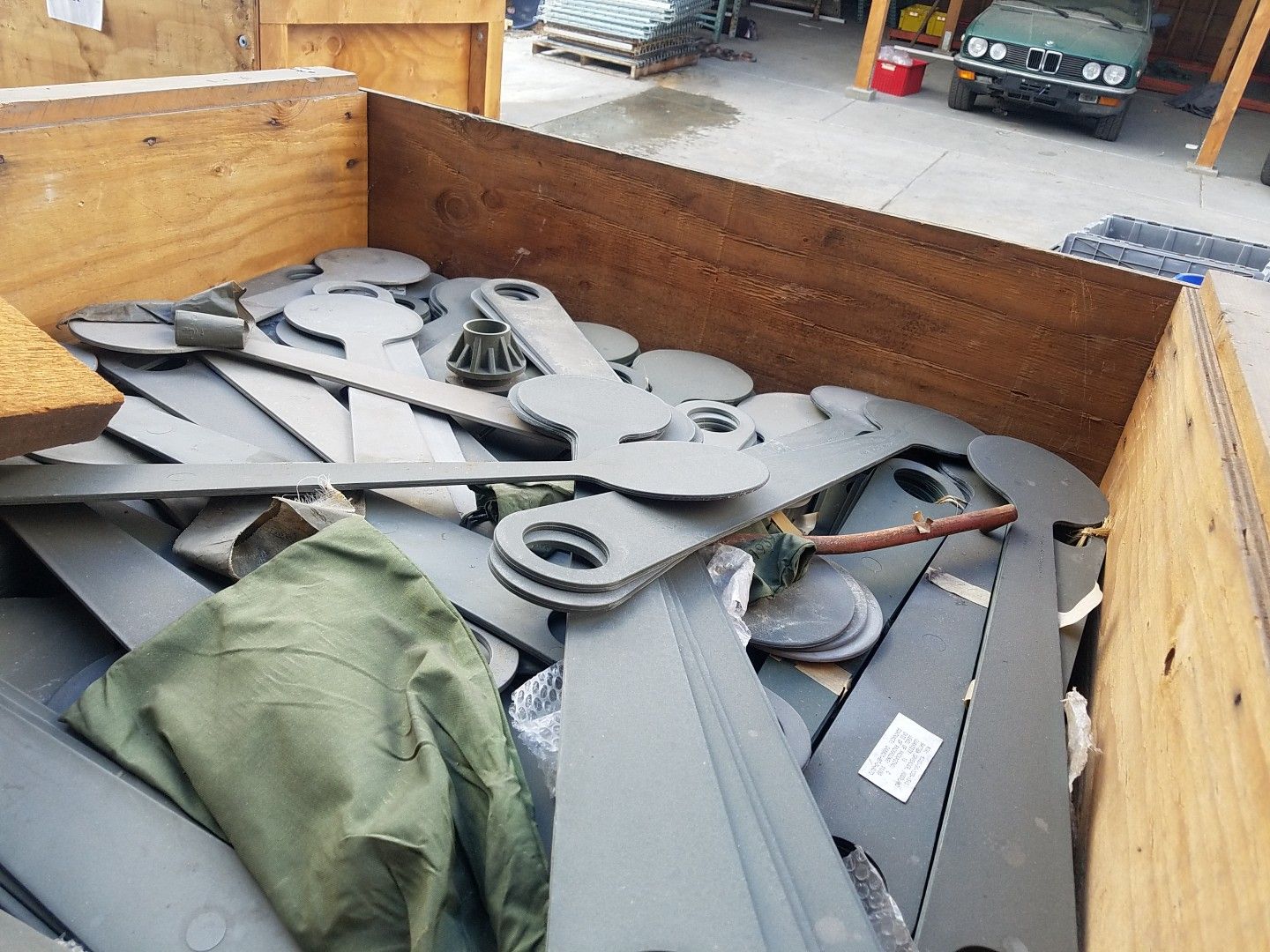 brand new US Military surplus camouflage netting support systems. Ham