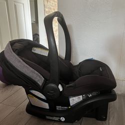 Graco SnugRide 35 DLX Infant Car Seat