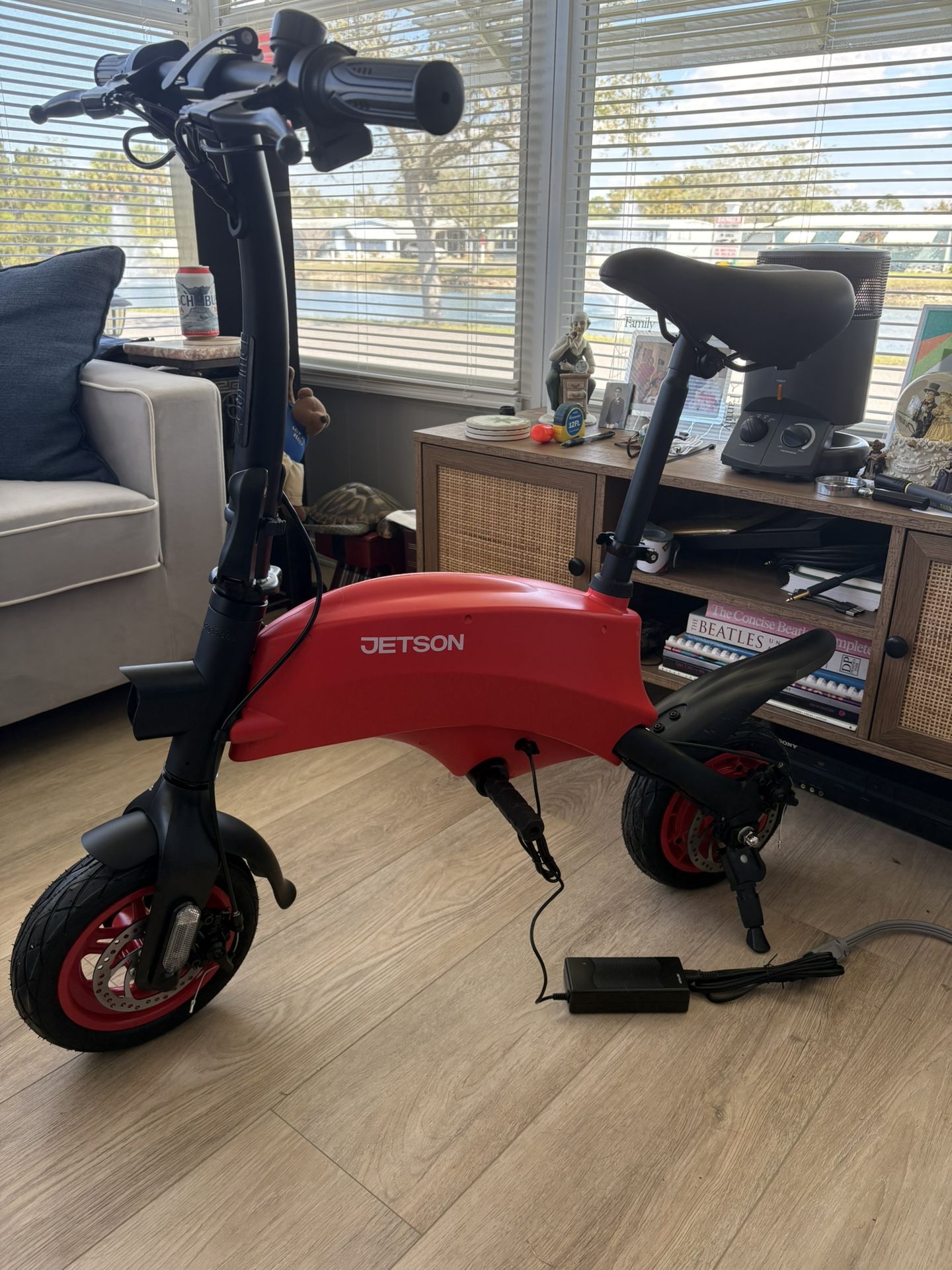 New Jetson LX10 Folding Electric Ride On Bike