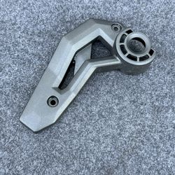 12-22 KAWASAKI NINJA 650 OEM LEFT SIDE FOOT COVER 14093-0480