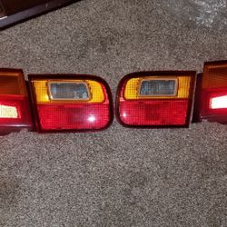 92-94 Honda Civic 4 Door Oem Taillights $50 Or Best Offer Need It Gone ASAP
